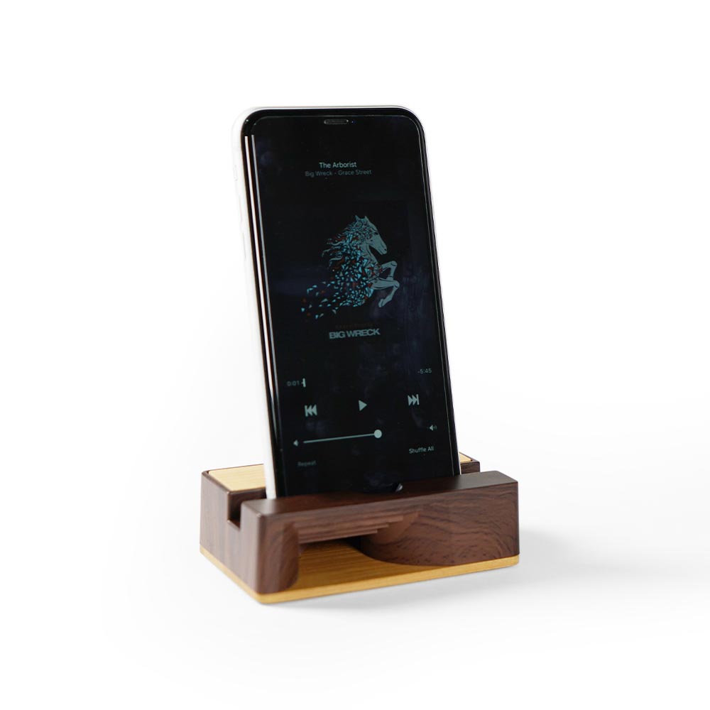 Wooden Phone Stands With Natural Sound Amplifiers